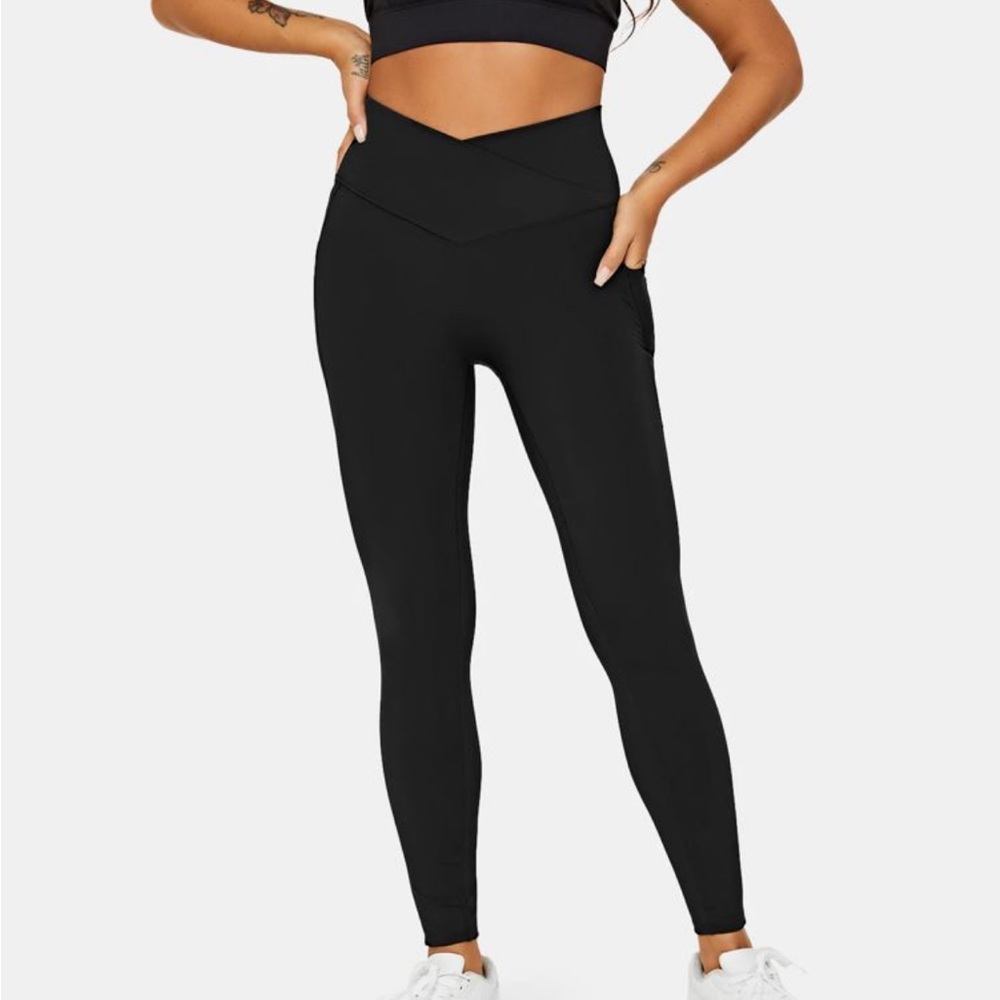 Halara black leggings